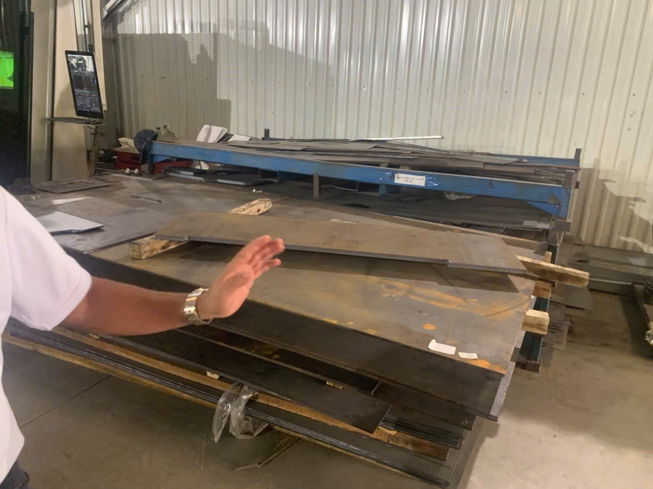 Raw material area
